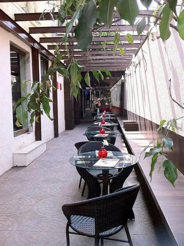 Hotel Red Palm Residency Mumbai