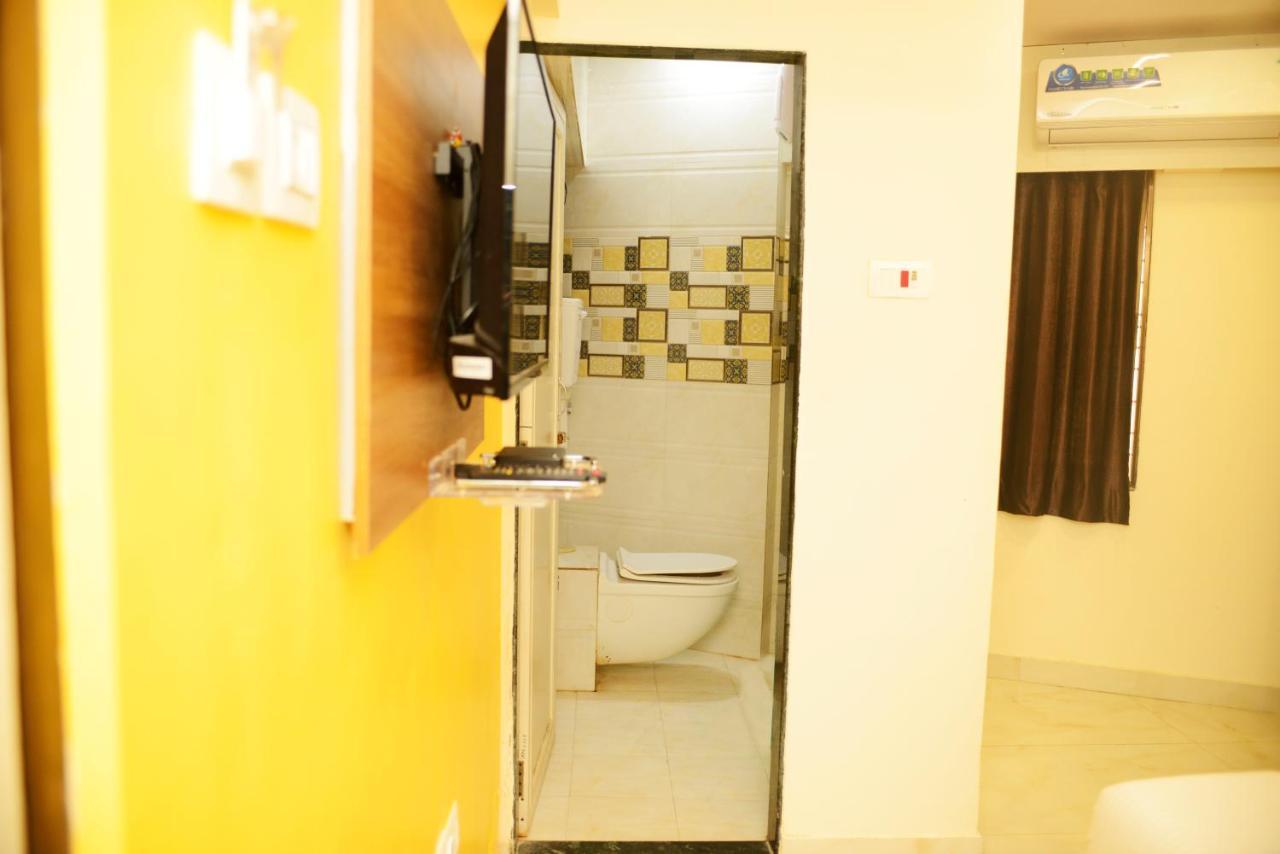 Hotel Ashyana - Near To Grant Road Station