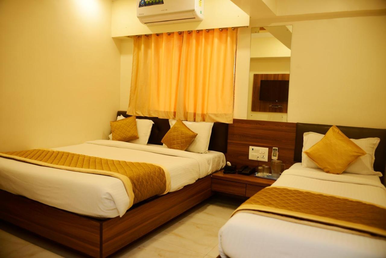 Ashyana - Near To Grant Road Station Hotel 3*