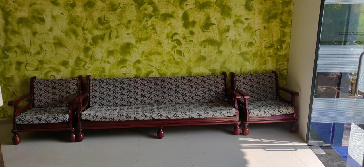 Kailash Park Boutique Hotel
