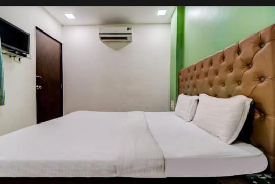 Om Residency Hotel Mumbai