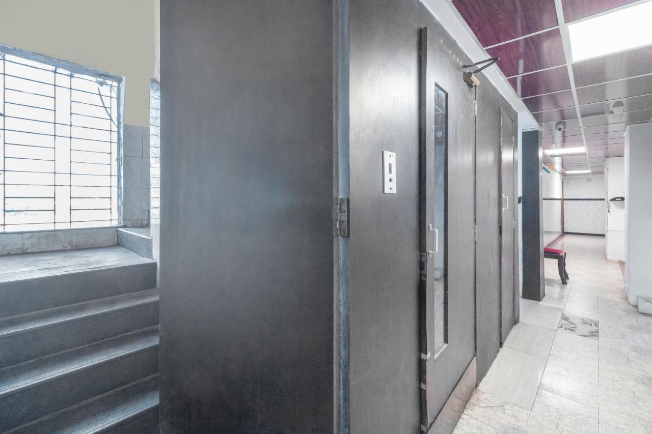 Hotel Oyo 71397 Guru