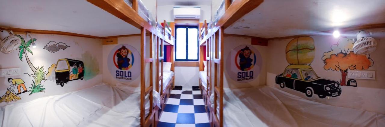 Solo Backpacker Albergue *