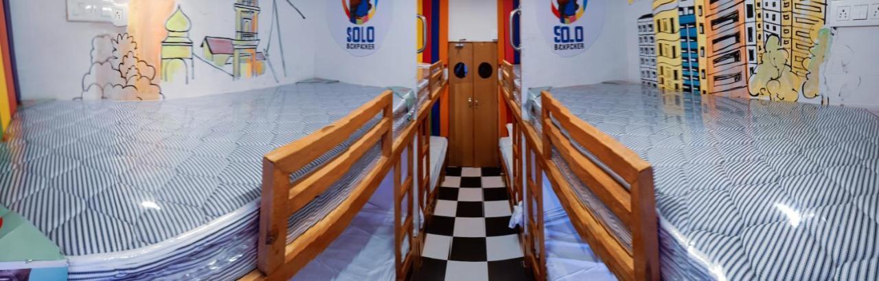 Hostel Solo Backpacker Mumbai