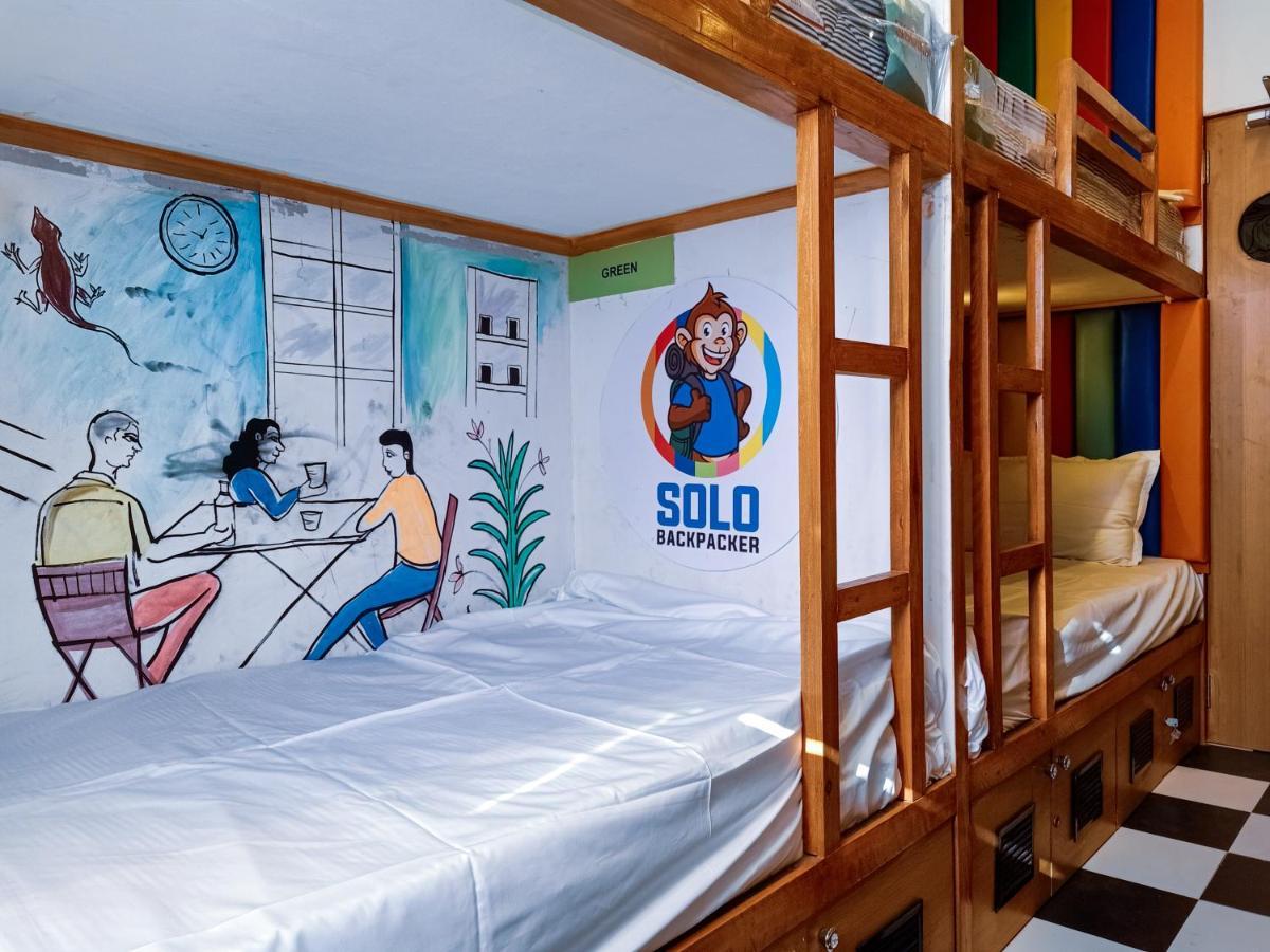 Solo Backpacker Albergue *