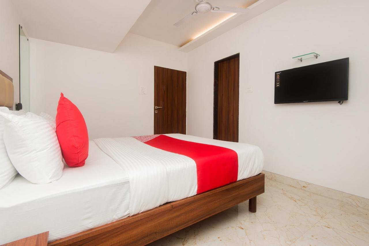 Hotel Oyo 46995 Grand Plaza Bombaim