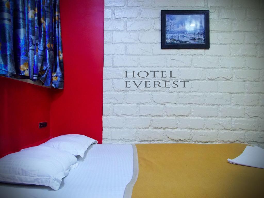 Everest Hotel Mumbai