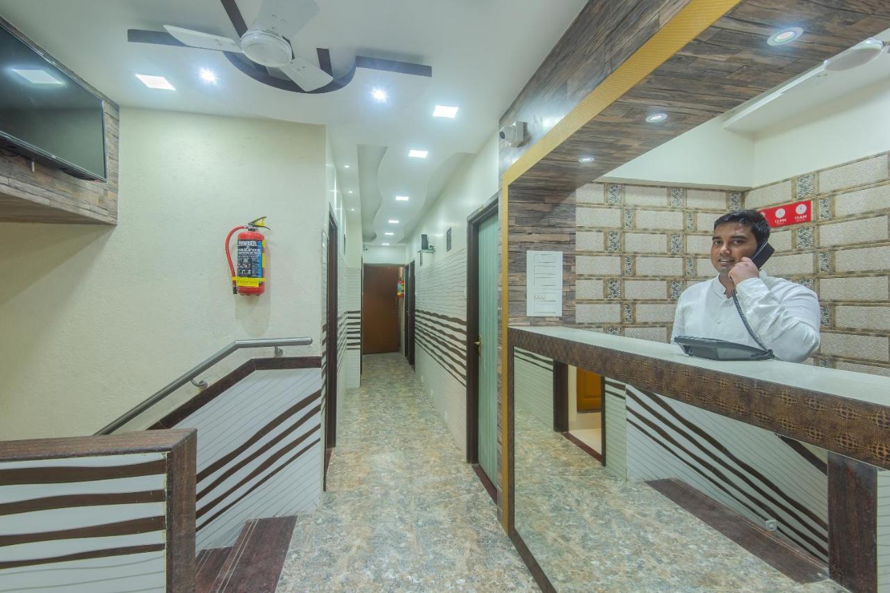 Oyo 10016 Golden 3* Mumbai
