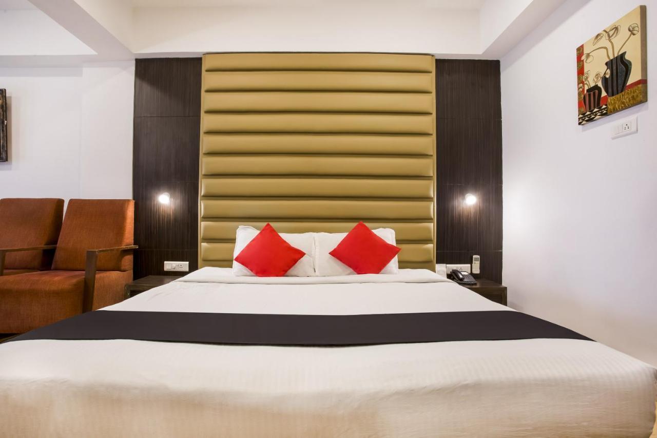 Hotel Capital O 33476 Lavender Bough Mumbai
