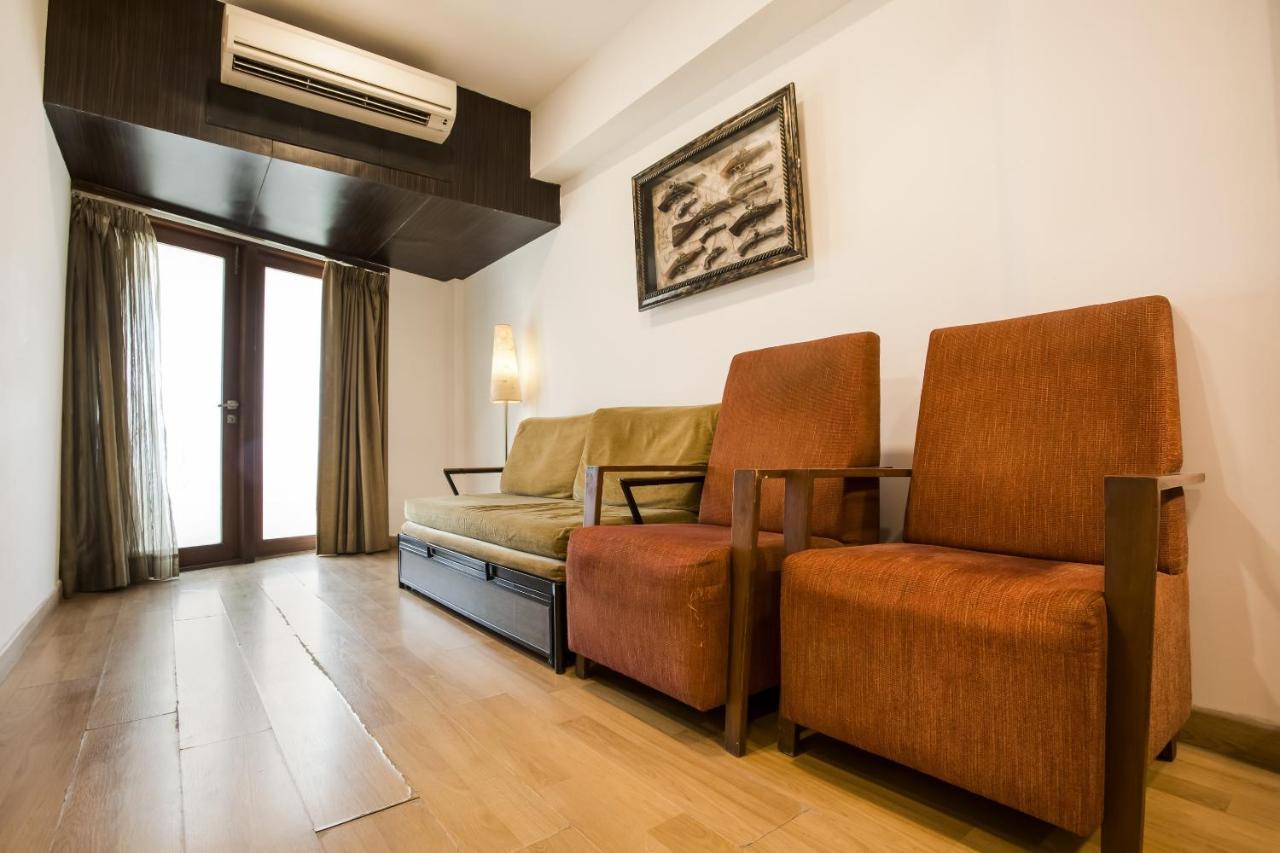 Capital O 33476 Lavender Bough Hotel Mumbai