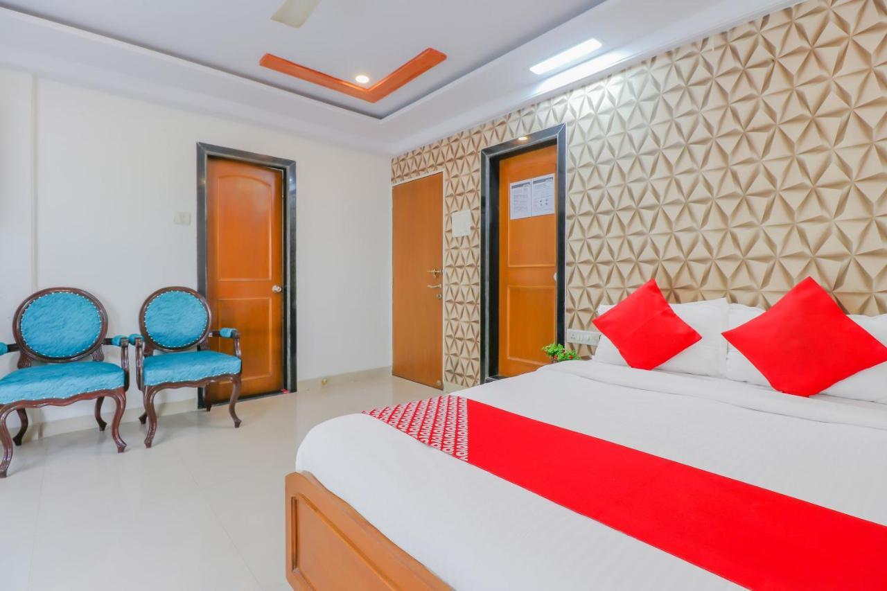 Hotel Oyo 79583 Seven Sun Guest House