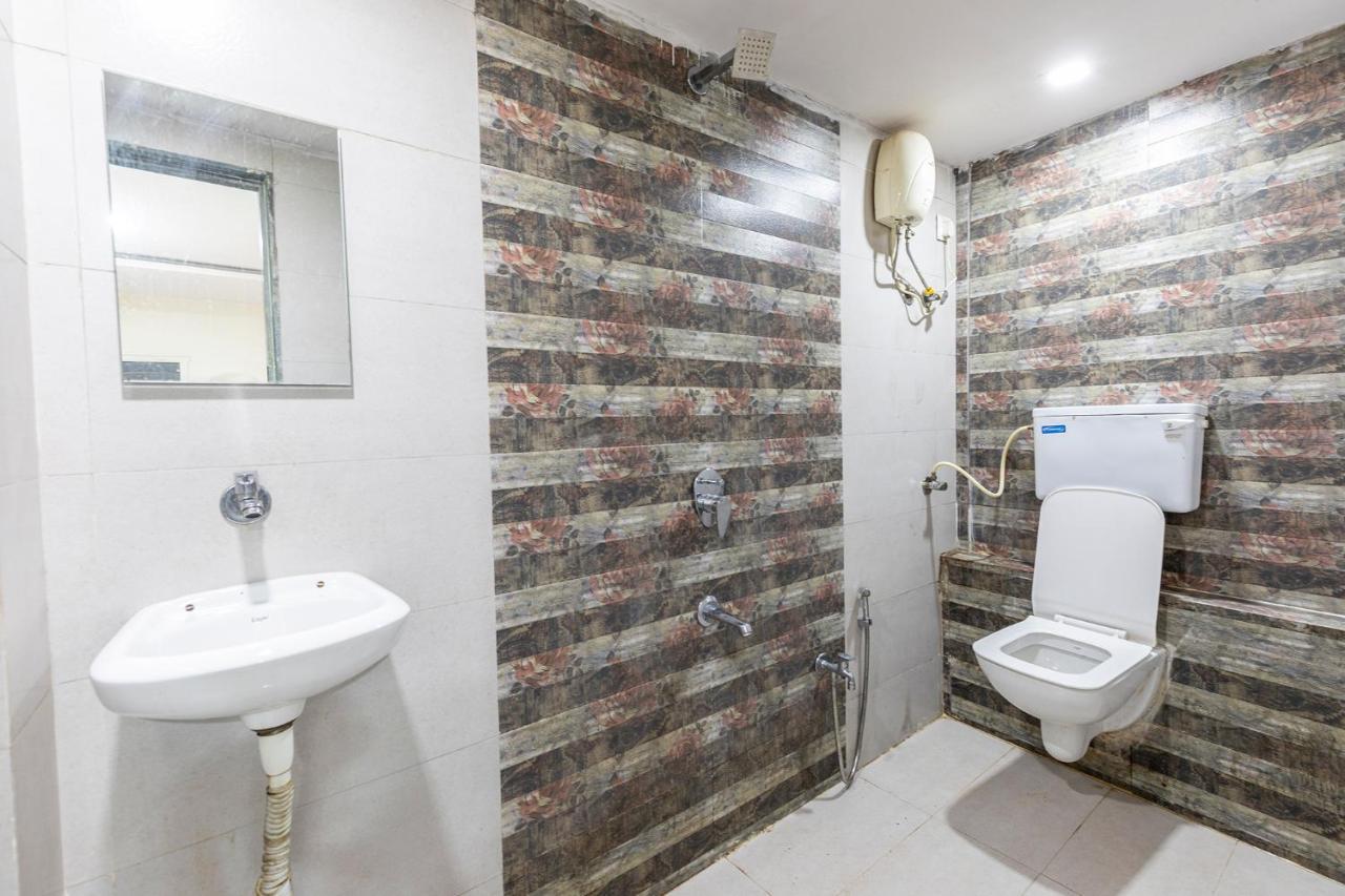 Amrapali Lodging And Boarding * Mumbai