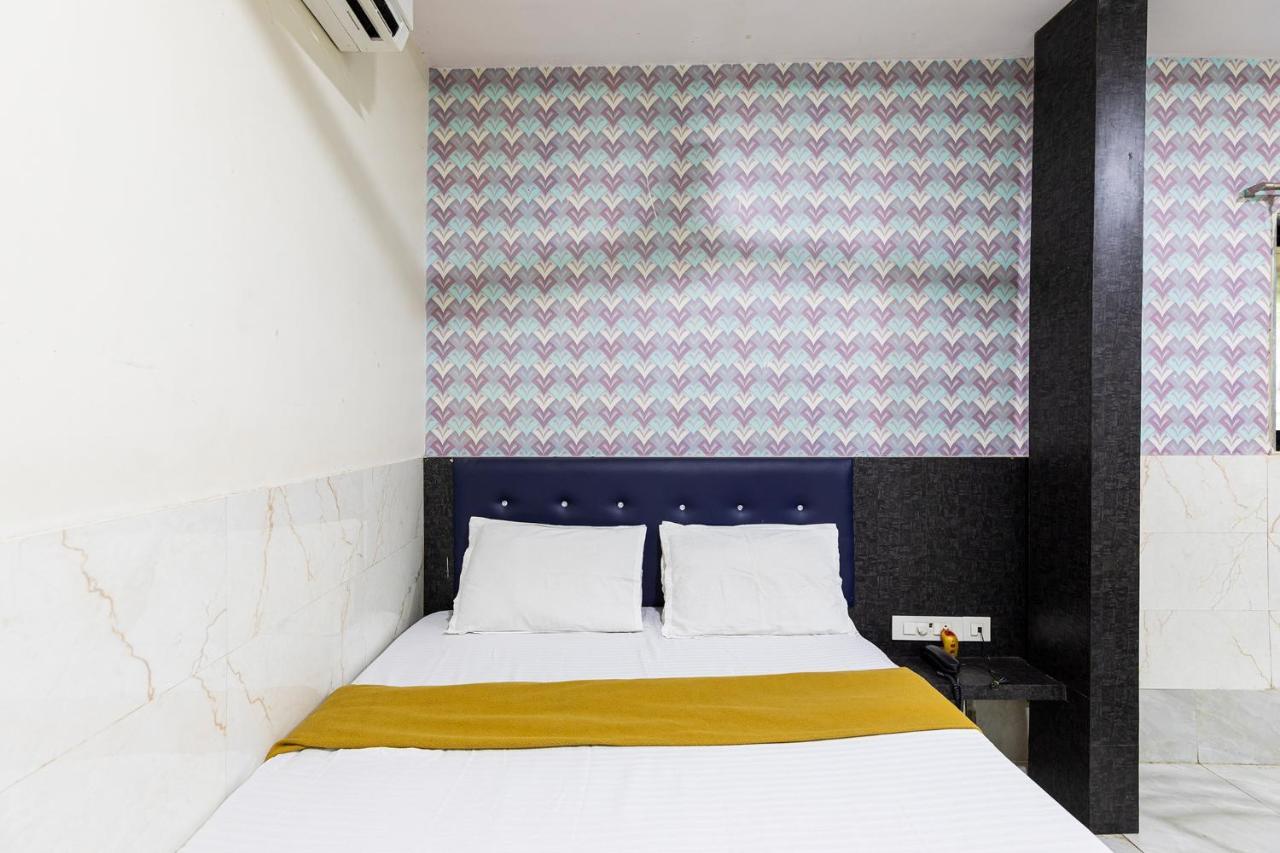 Amrapali Lodging And Boarding Hotel