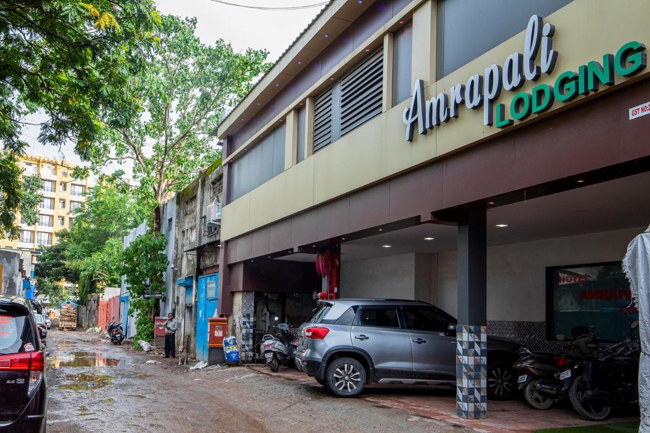 Amrapali Lodging And Boarding * Mumbai