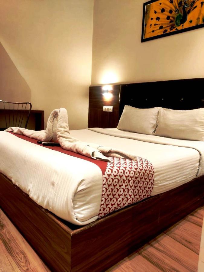 Hotel Deluxe Residency