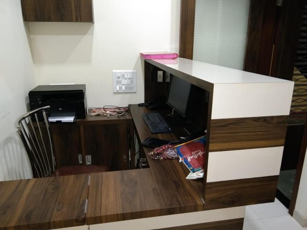 Sadguru Lodge Bombaim