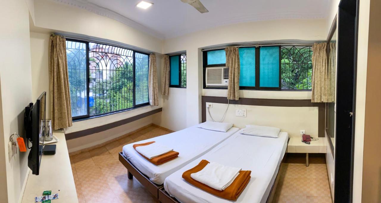 Hotel Shanti Palace