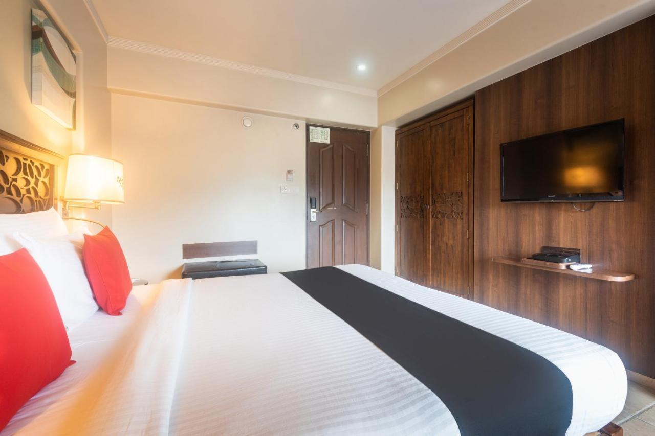 Hotel Capital O 618 Maharaja Hotel Mumbai