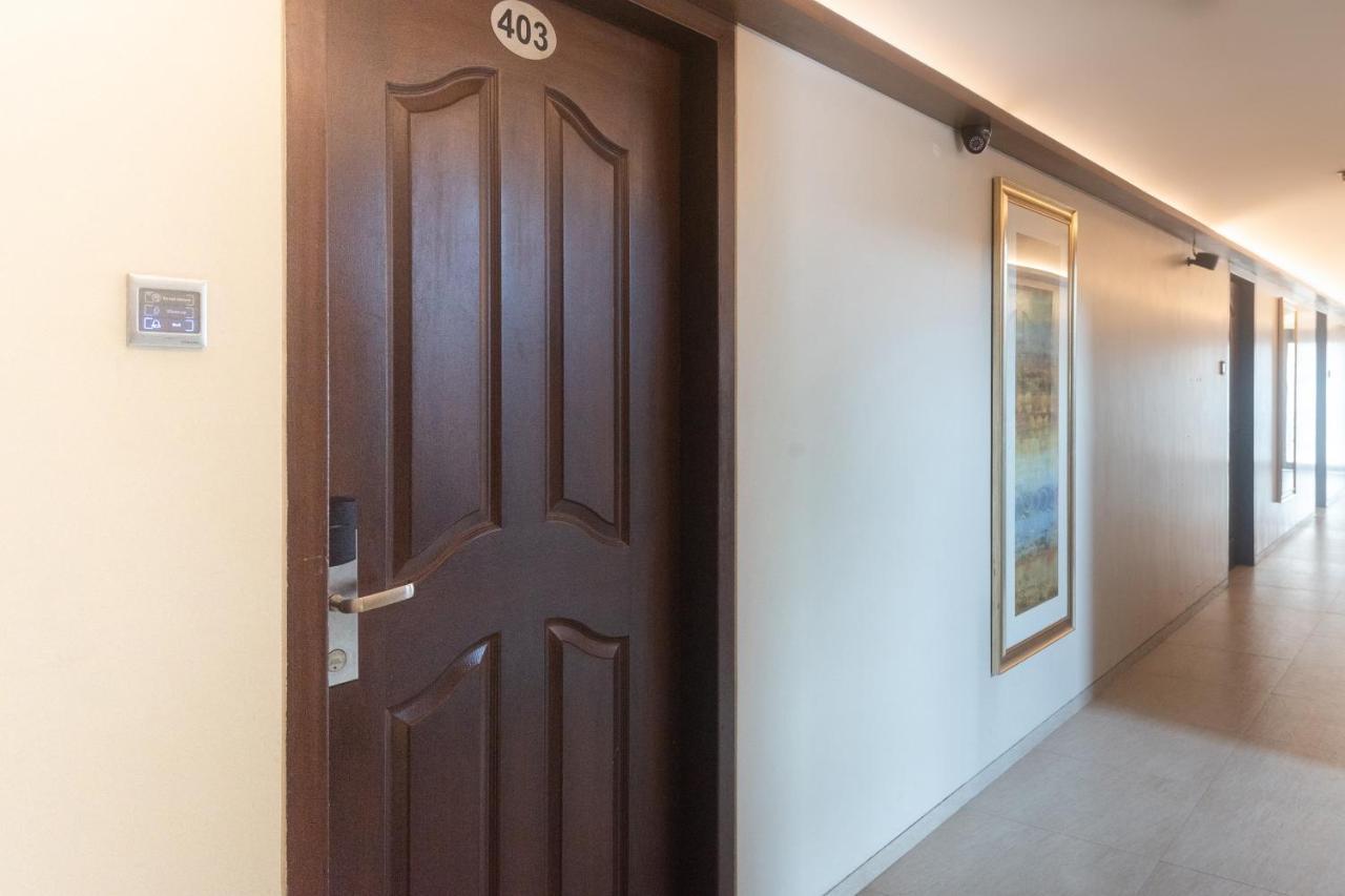 Capital O 618 Maharaja Hotel Hotel Mumbai