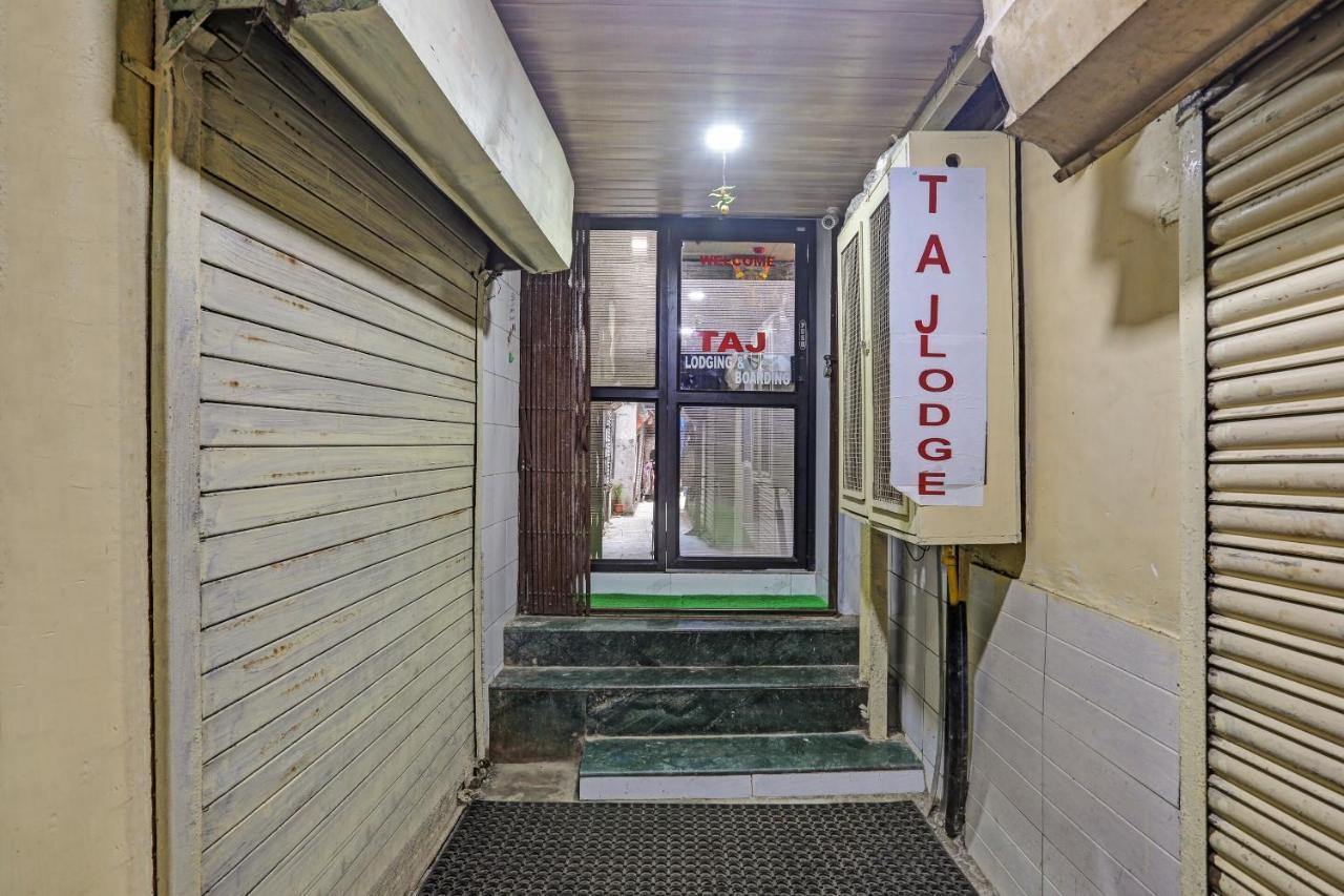 Oyo 82580 Taj Residency Lodging And Boarding Mumbai