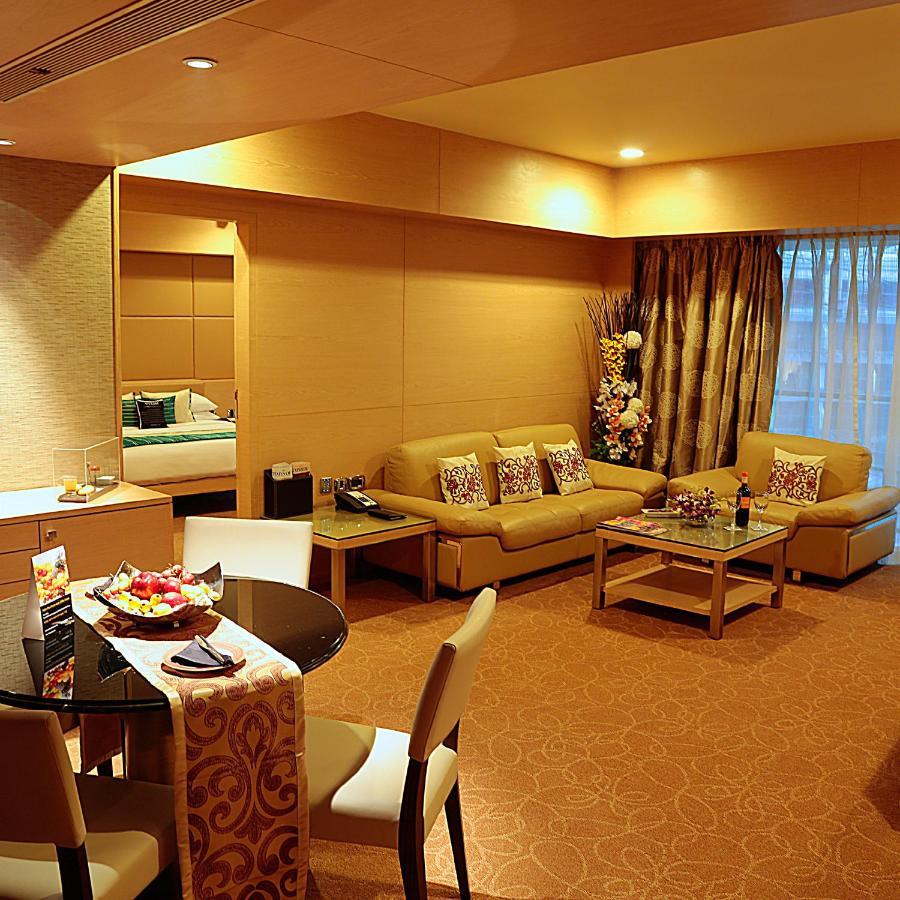 Hotel Sahara Star 5*