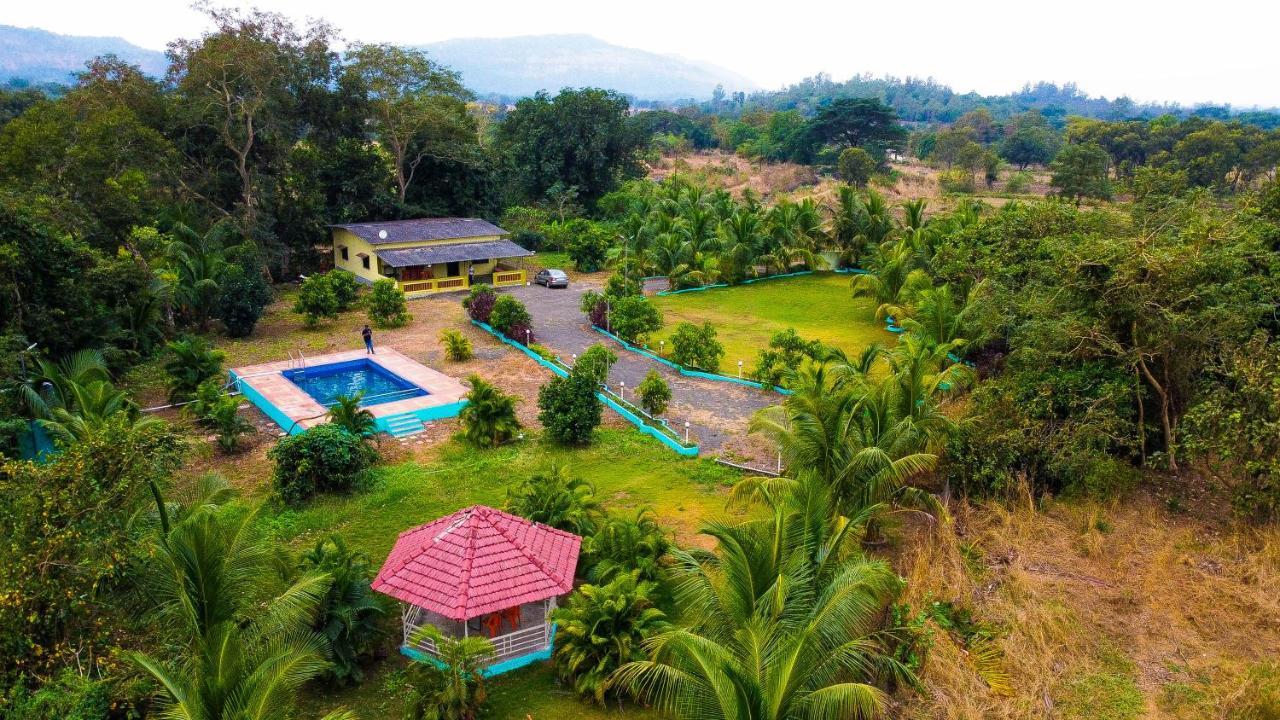 Kinjal Farmhouse By Friends Villa Acomodação com café da manhã  *