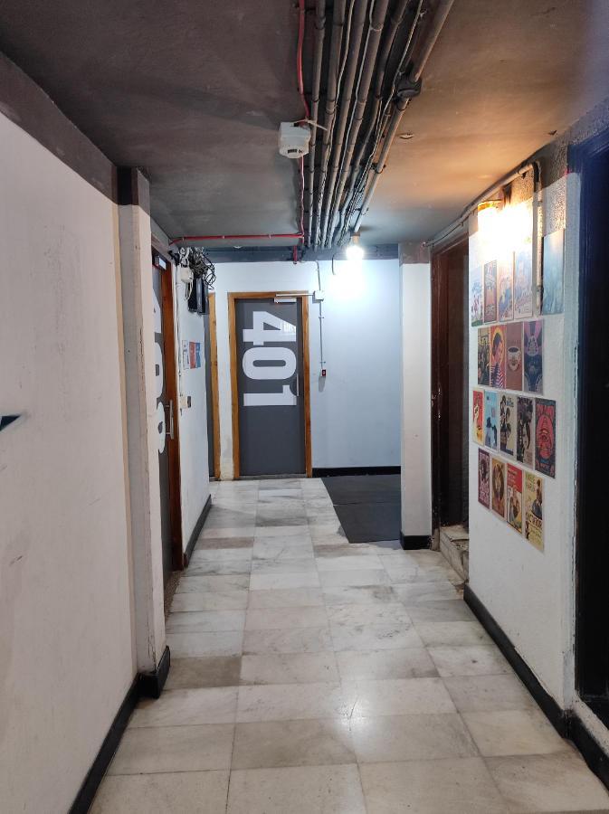 Backpacker Cowies Hostel Mumbai