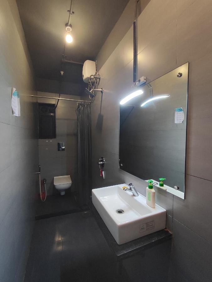 Hostel Backpacker Cowies Mumbai