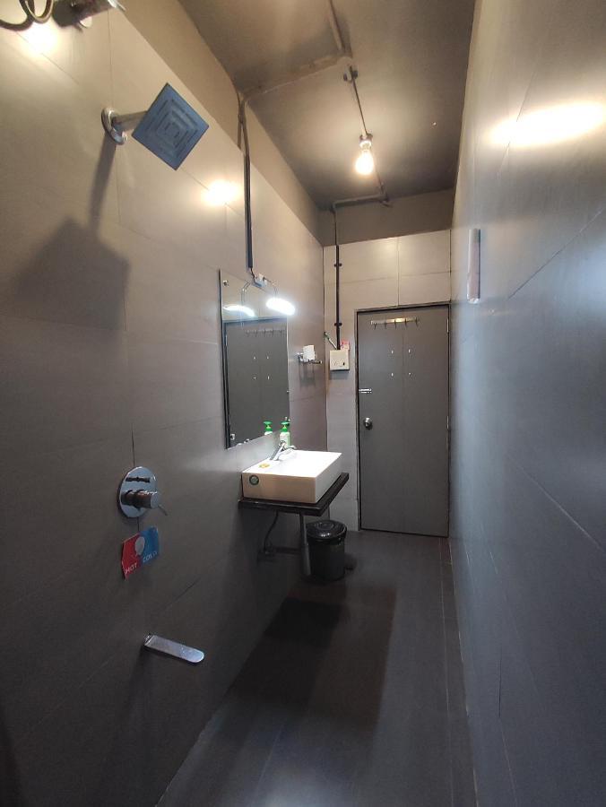 Backpacker Cowies Hostel