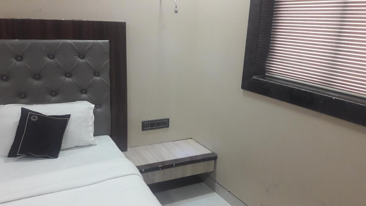 Shine Hospitality Empire * Mumbai