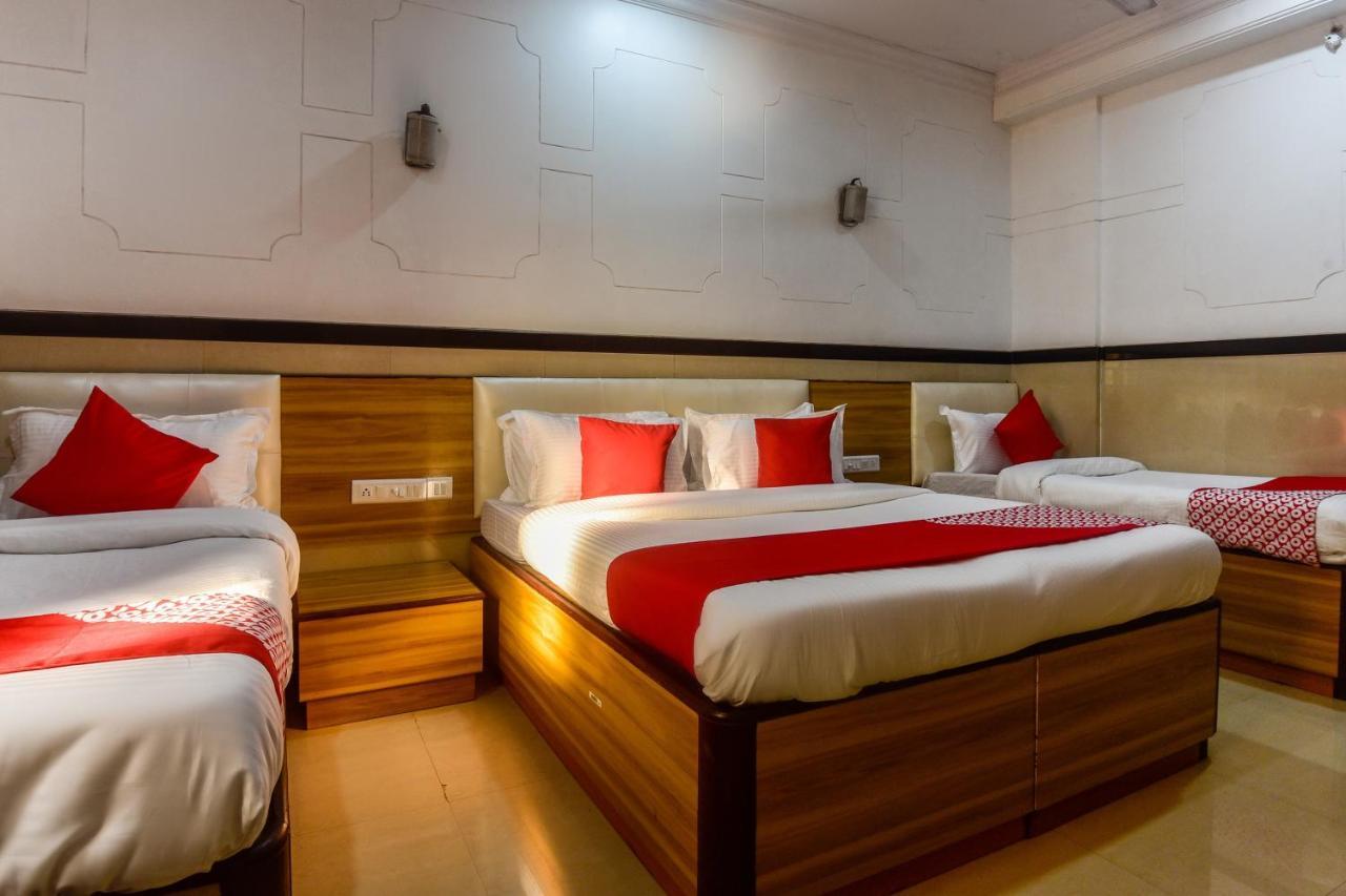 Oyo 69199 Swapna Hotel 3*