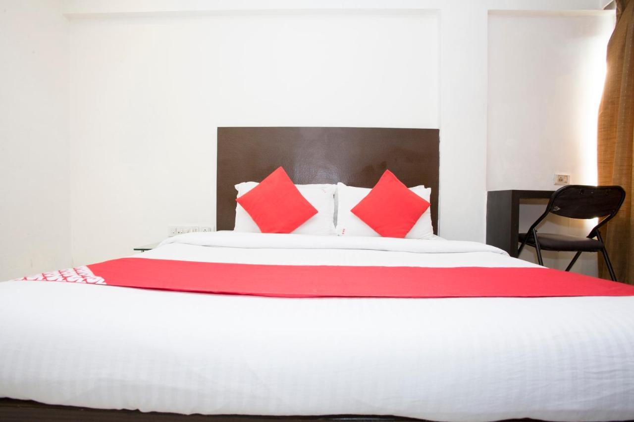 Oyo 23478 Kamran Residency Hotel