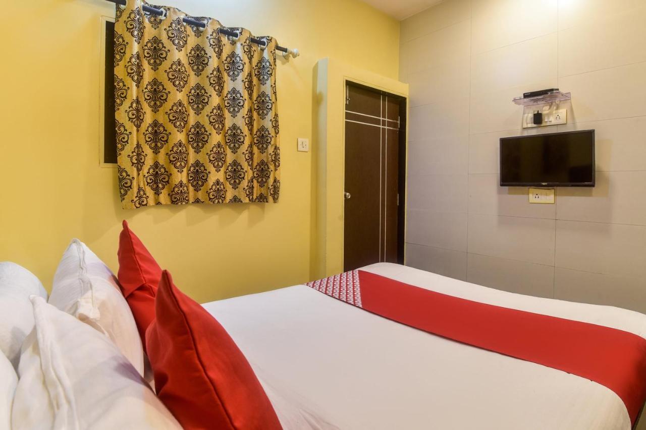 Oyo 69199 Swapna Hotel 3*