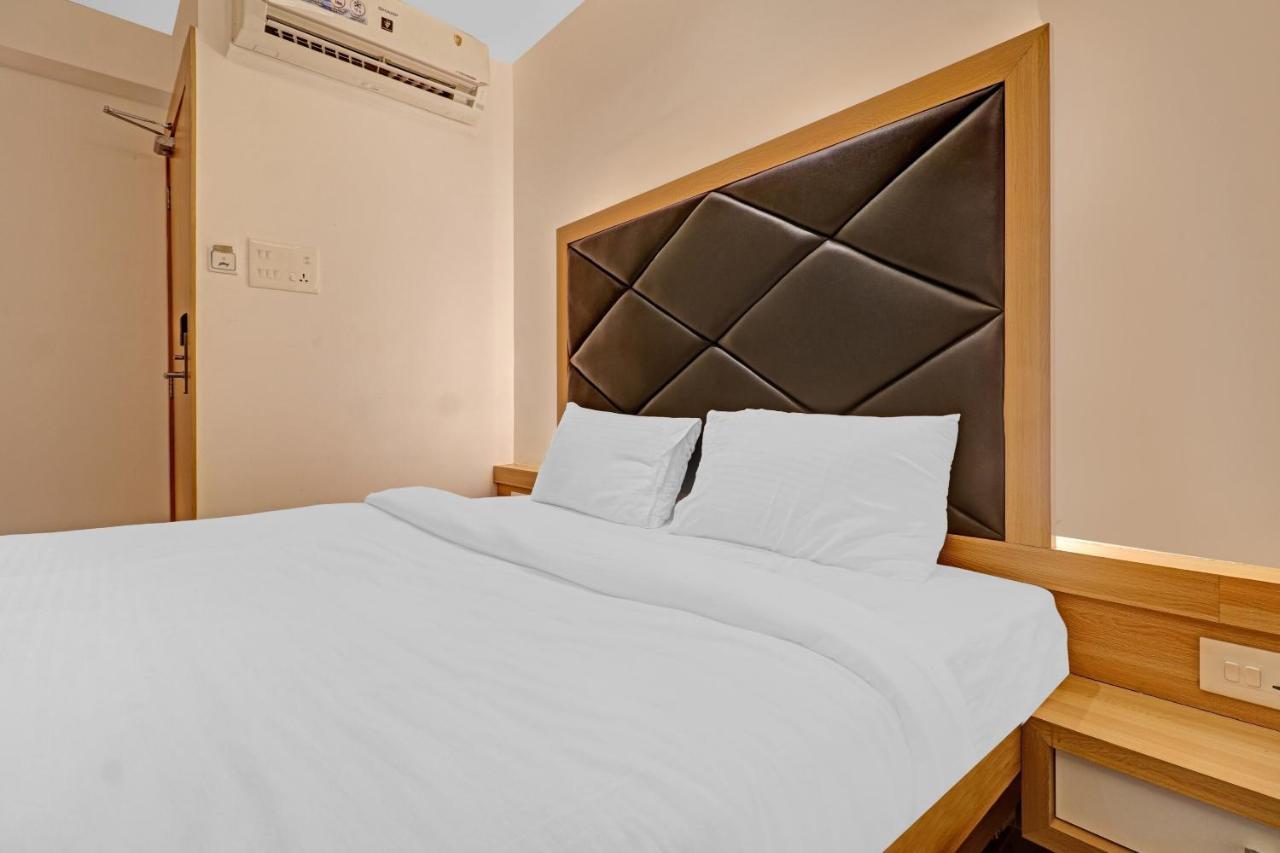 Capital O 84240 Galaxy Hotel 3*