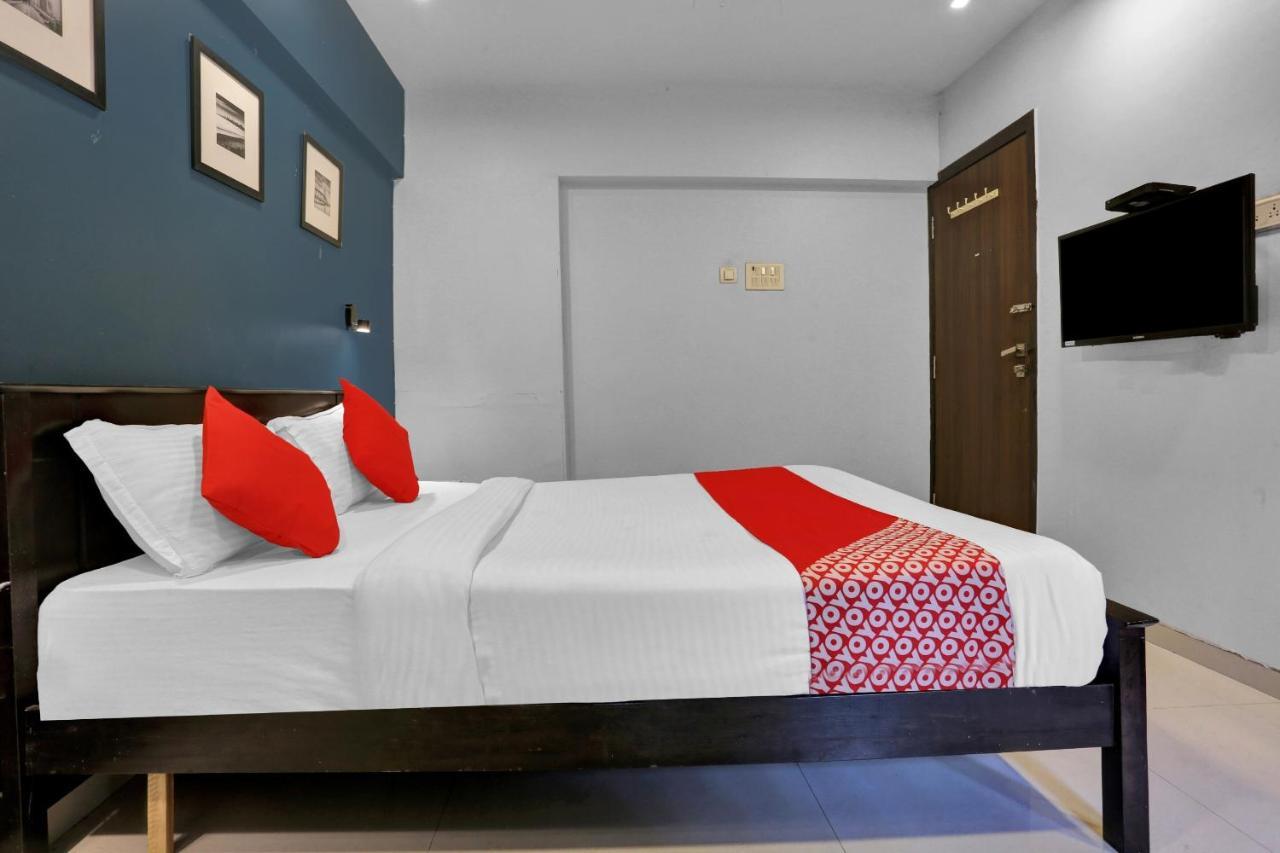 Hotel Oyo Flagship 83355 Om Sai 3*