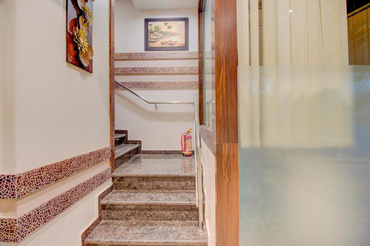 Oyo 76180 Meriton Hotel 3*