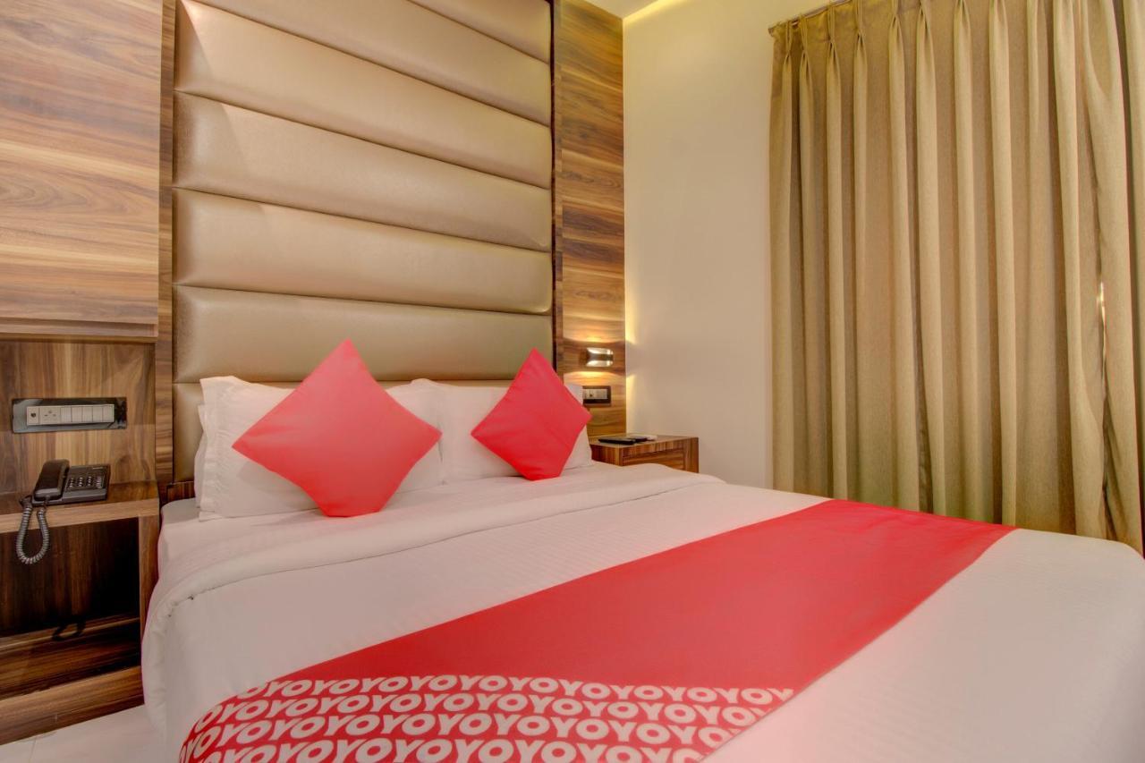 Oyo 76180 Meriton 3* Mumbai