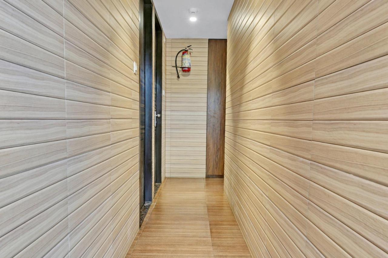 Oyo Flagship 83475 Starlight Hotel
