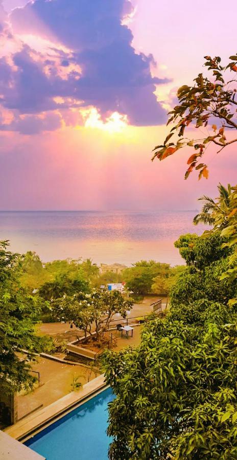Eko - Tropical Beach * Bombaim
