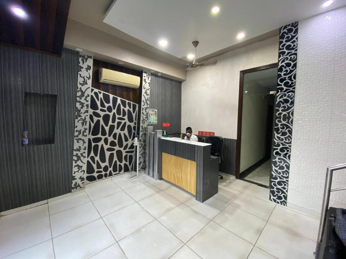 Hotel Palace Residency Near Lokmanya Tilak Terminus Mumbai