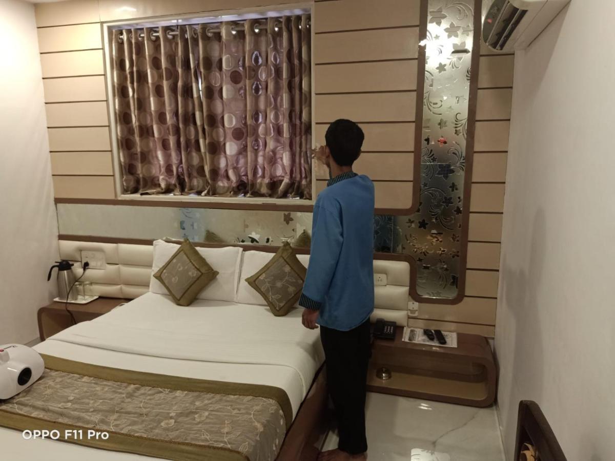 Hotel Fabexpress Satellite Mumbai