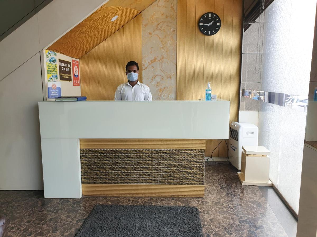 Sanjary Palace Hotel Mumbai