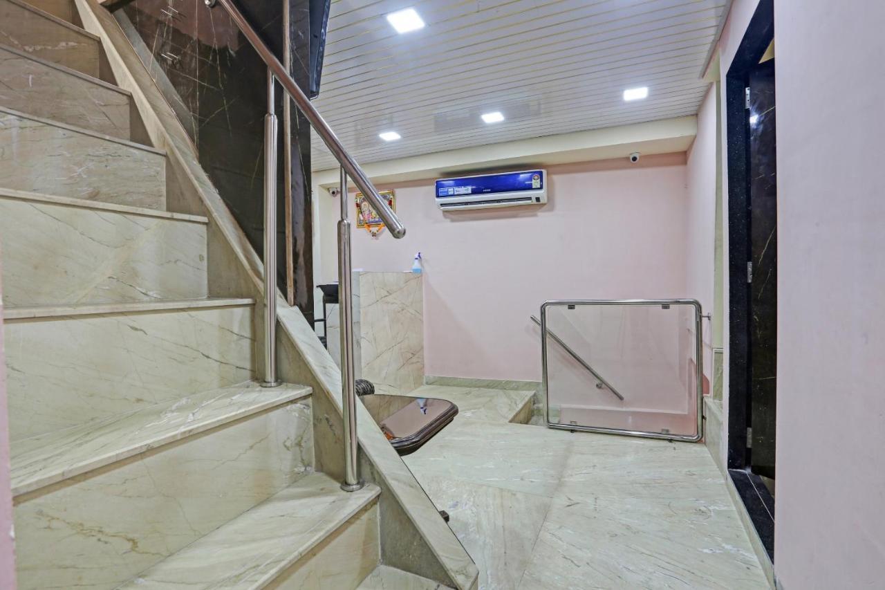 Oyo 85137 Hotel Indigo Inn Hotel 3*