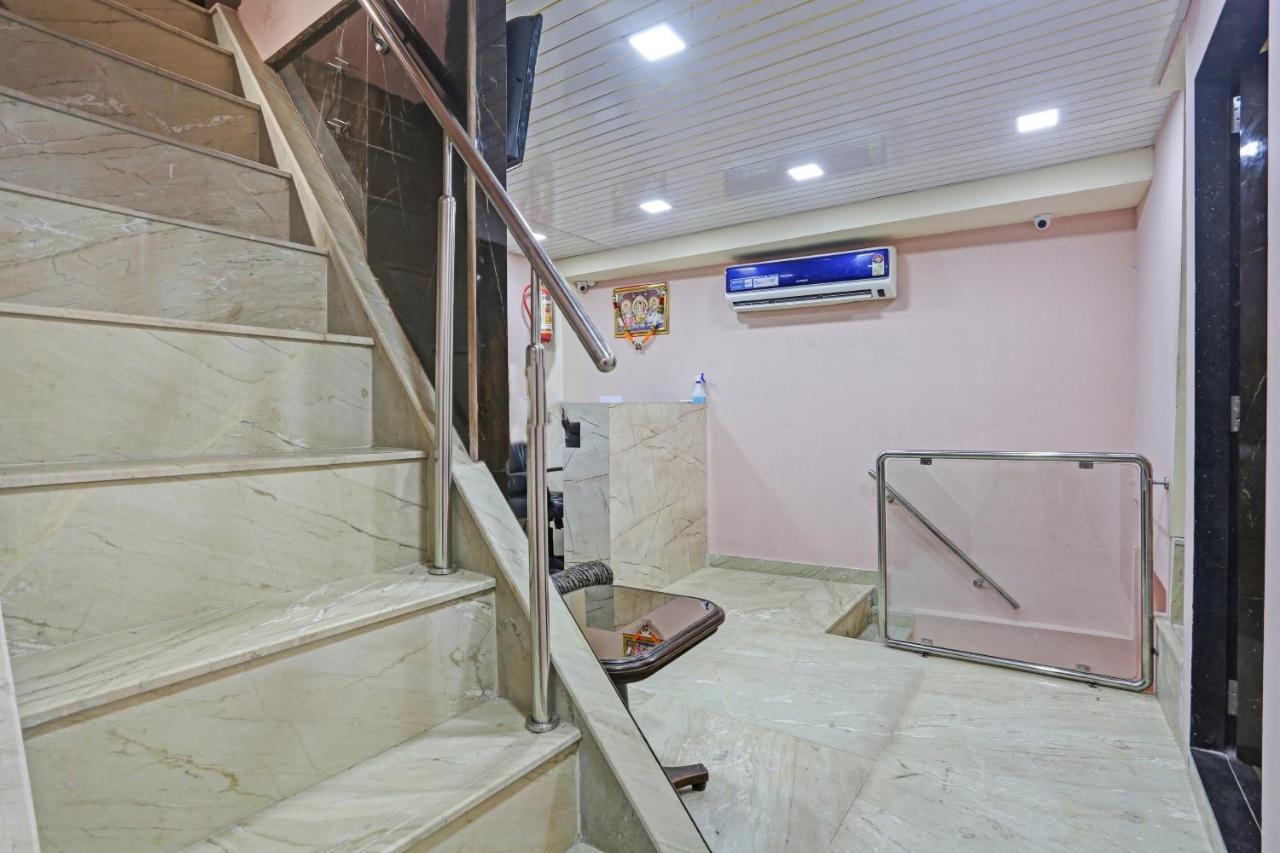 Hotel Oyo 85137 Hotel Indigo Inn Mumbai