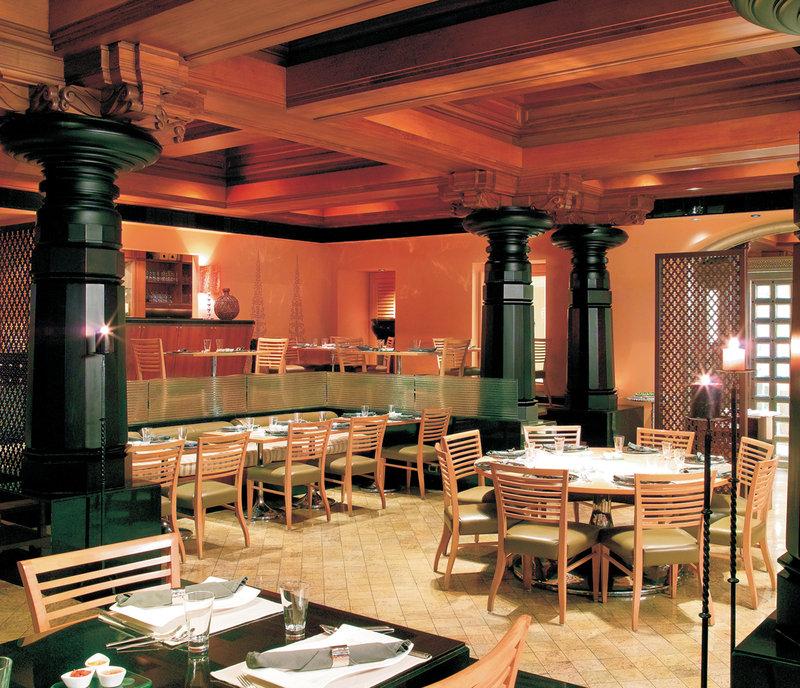 Hotel, Colaba 2* Mumbai