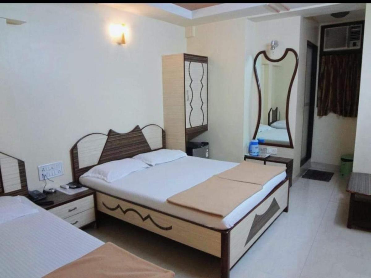 Hotel Broadway Colaba Bombaim