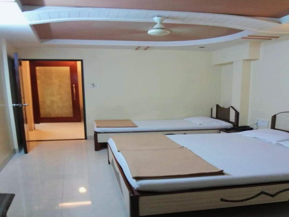 Hotel Broadway Colaba Bombaim