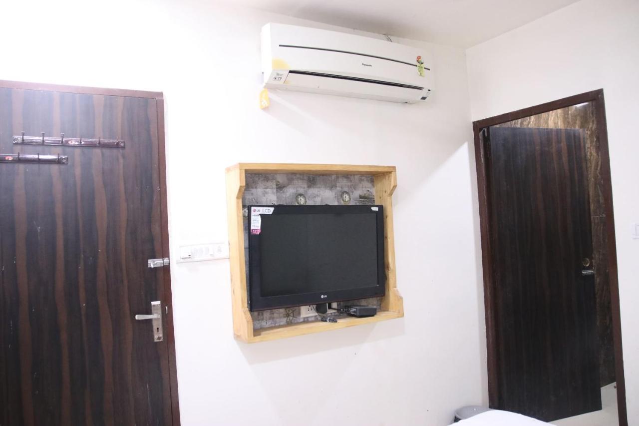 Hotel Moss View Mumbai