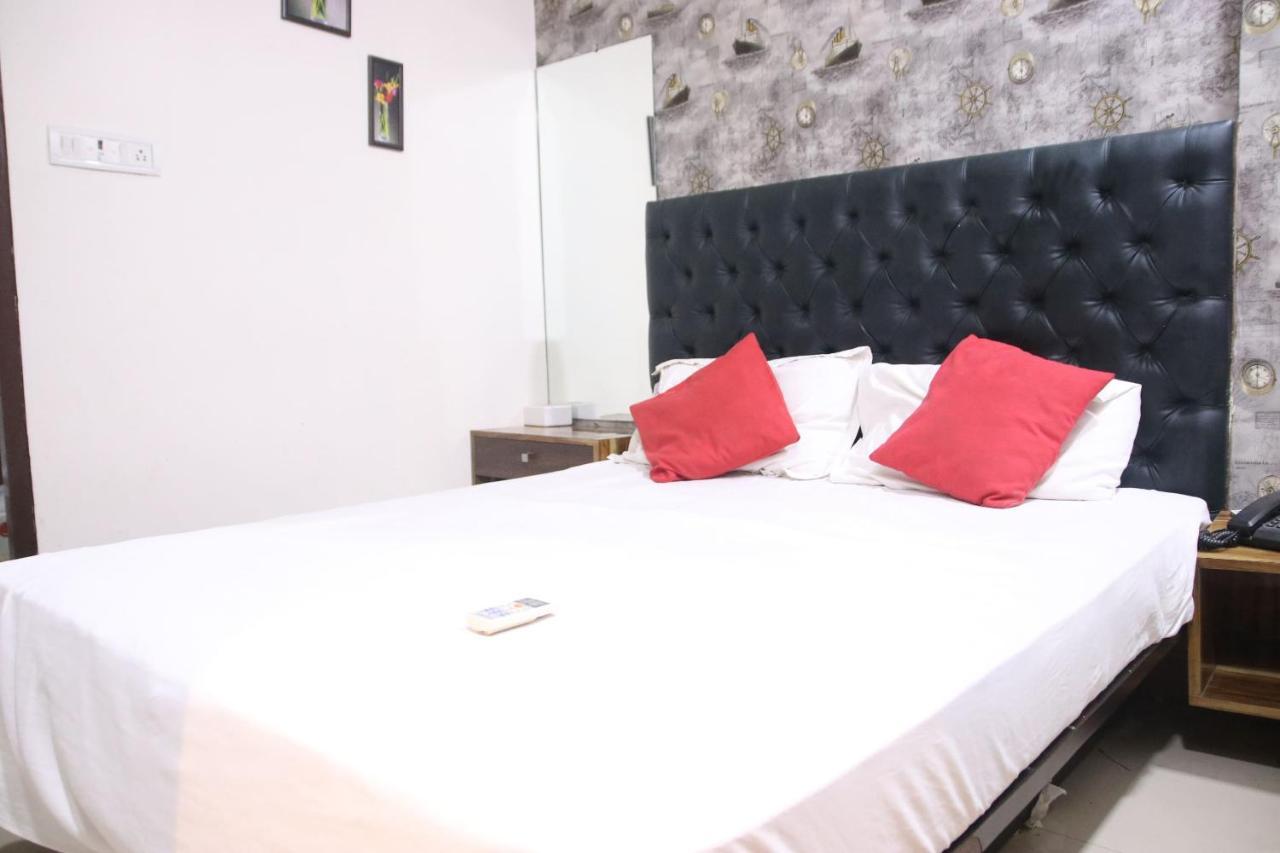Hotel Moss View Hotel 2*