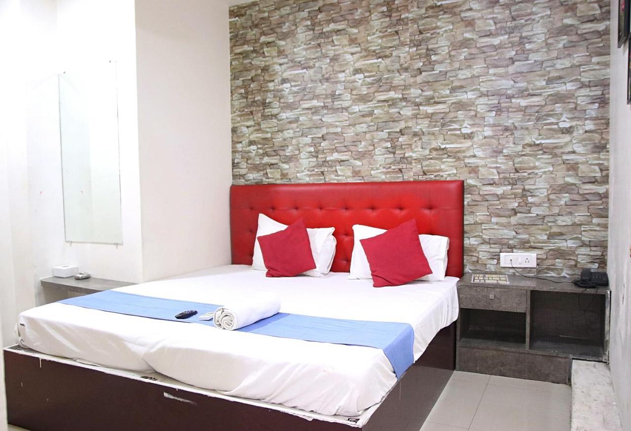 Hotel Moss View Mumbai